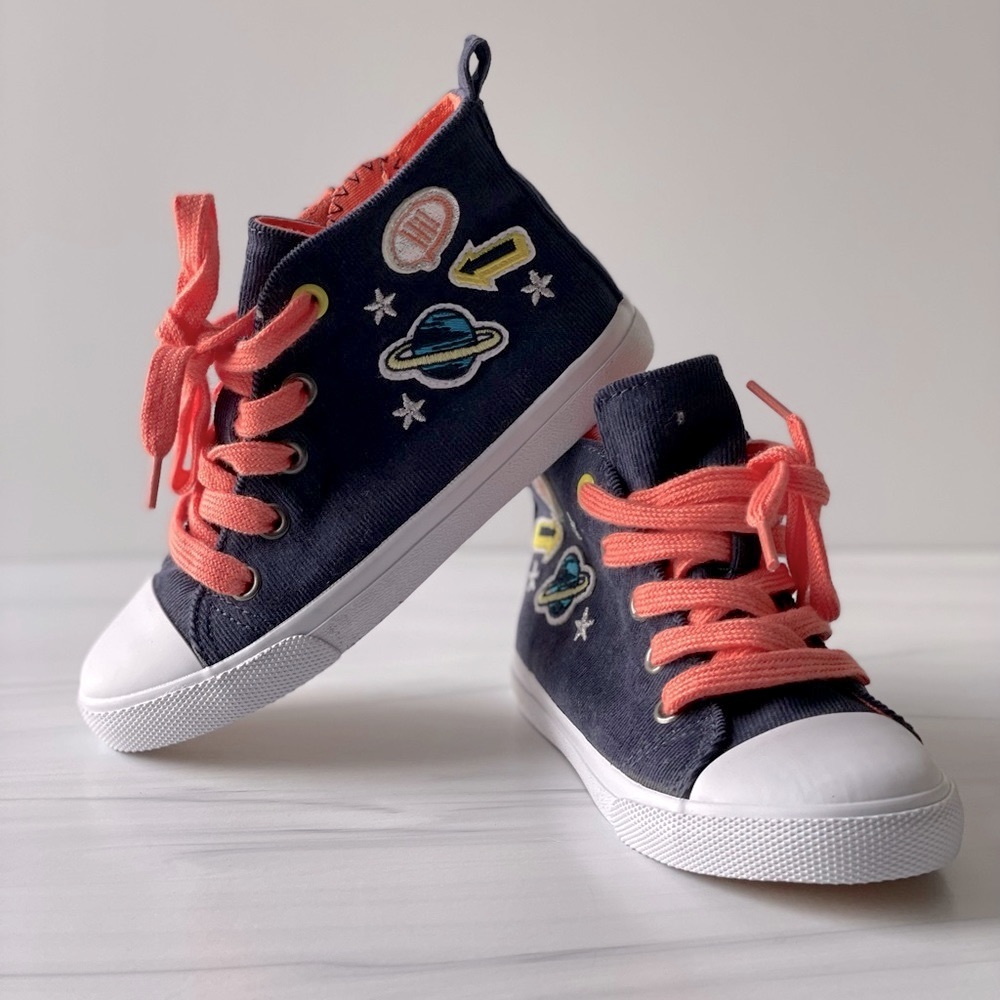 SOLD!!! NWB Cat & Jack Athletic Lace Up Patchwork Sneakers